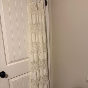 Astr White Maxi Dress M